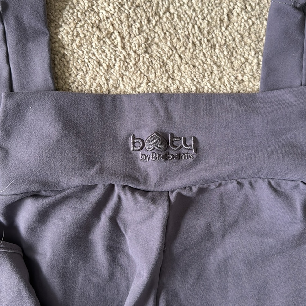 Textureless Set • BBB - Picture 4 of 4
